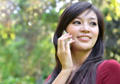 0085-woman_making_a_phone_call.jpg
