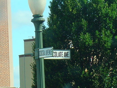 0174-chocolate_and_cocoa_avenues_hershey_PA.jpg