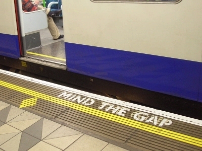 0255-mind _the_gap_bank.jpg