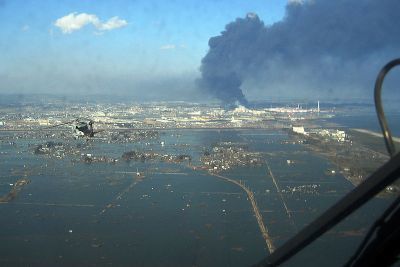 0301-sh-6b_helicopter_flies_over_sendai.jpg