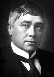 0429-maurice_maeterlinck_1911.jpg
