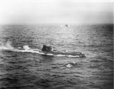 0489-soviet_b-59_submarine.jpg